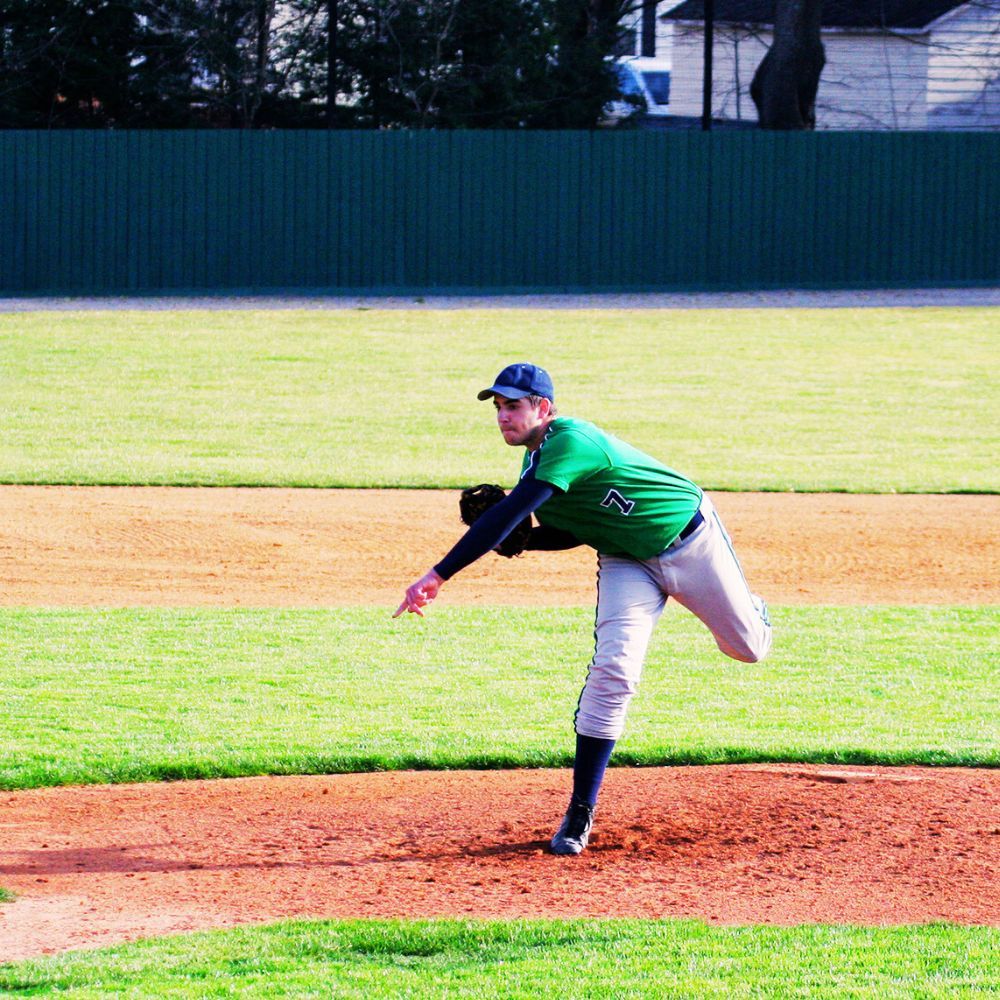 Image of baseball player choosing pitching net